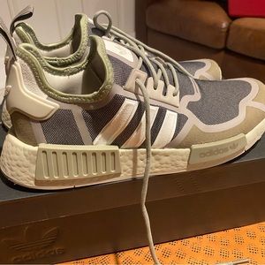 NEW in box! Adidas NMD R1 Mens 10